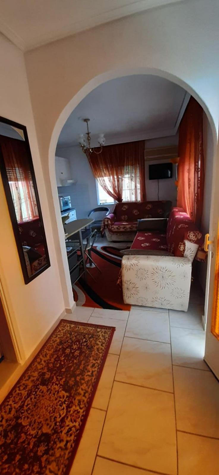 Villa Με Θεα Το Γαλαζιο Τησ Θαλασσασ Néa Ankhíalos Exterior foto
